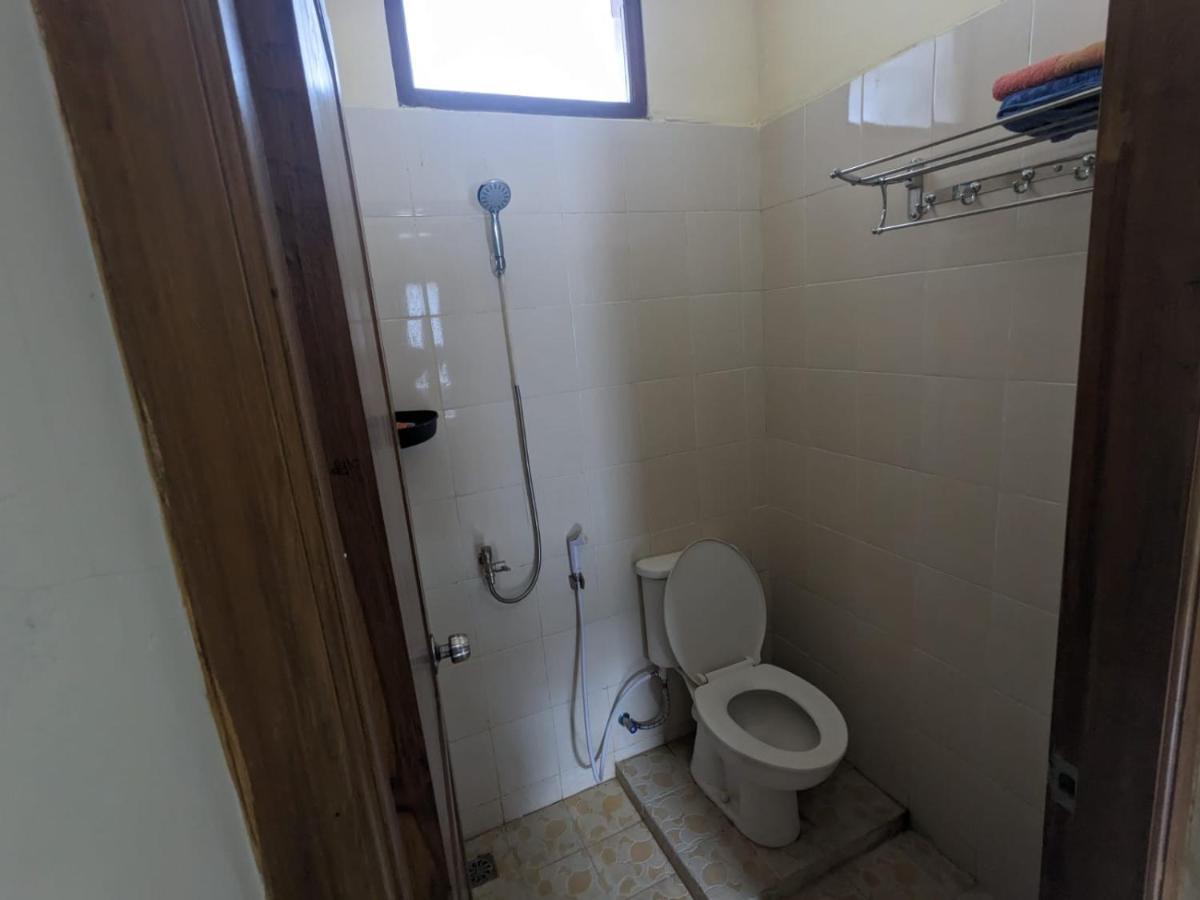Rumah Pagar Merah Homestay Джок'якарта Екстер'єр фото